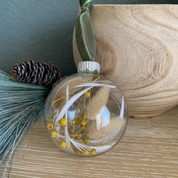 Glass hand made ornament - Picture 3 of 5